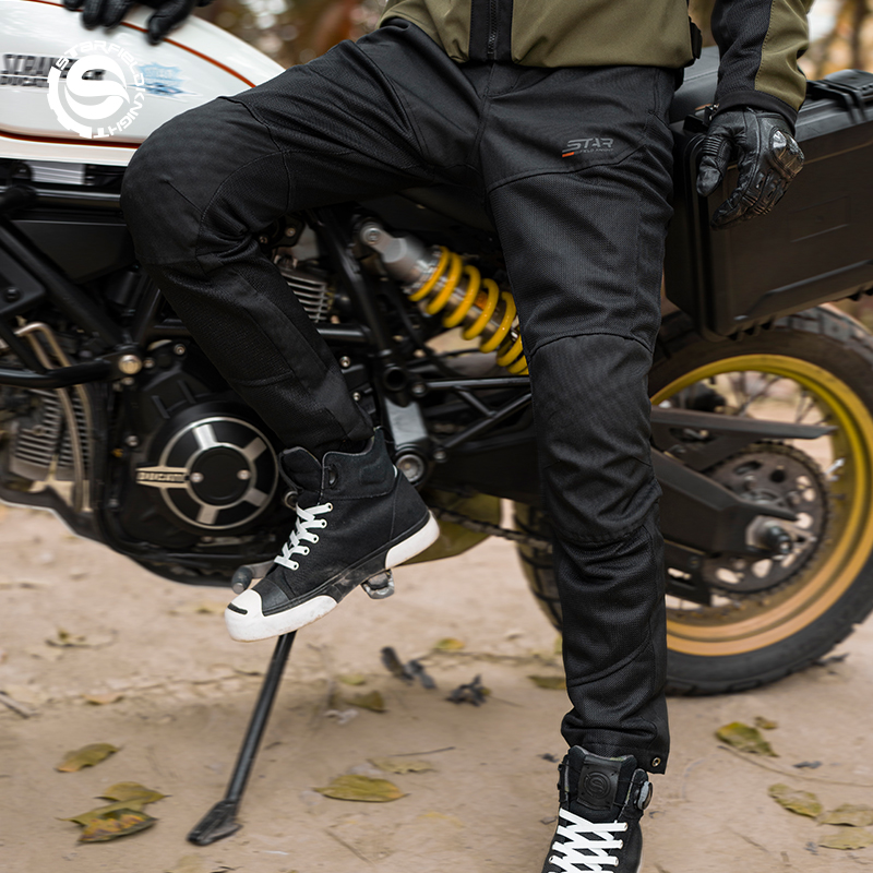 فارس حقل النجوم-بنطال ركوب الد - مراجعة Cycling Protective Gear وسعره