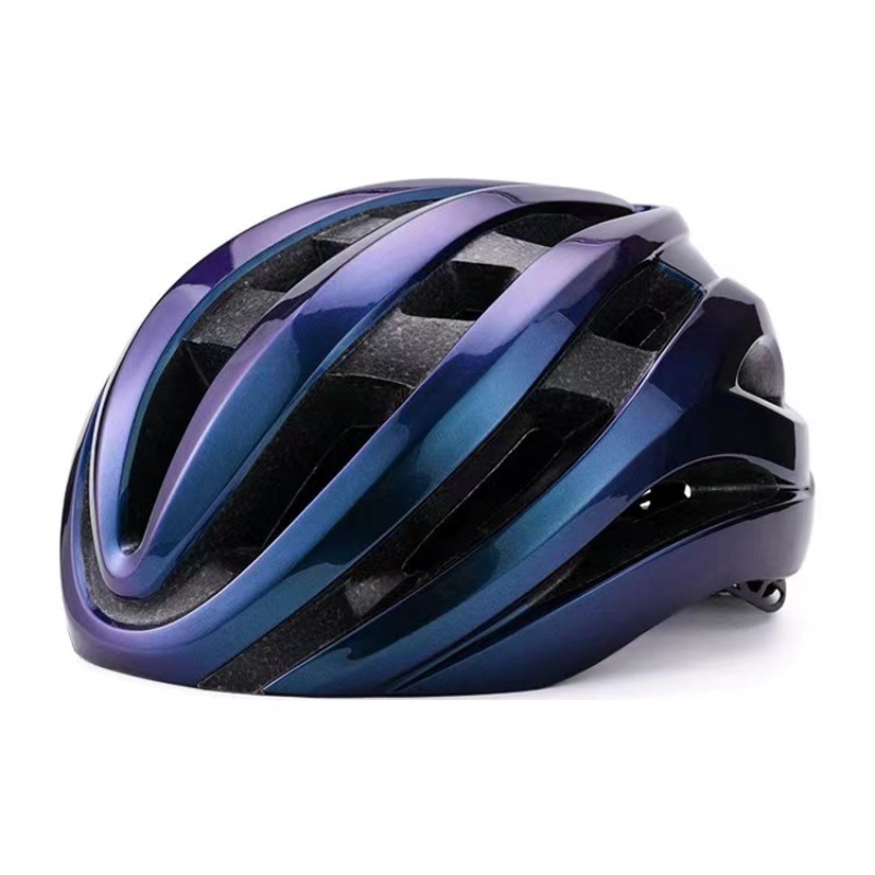 خوذة ركوب الدراجات خفيفة الوزن - مراجعة Cycling Gear Of The Year وسعره